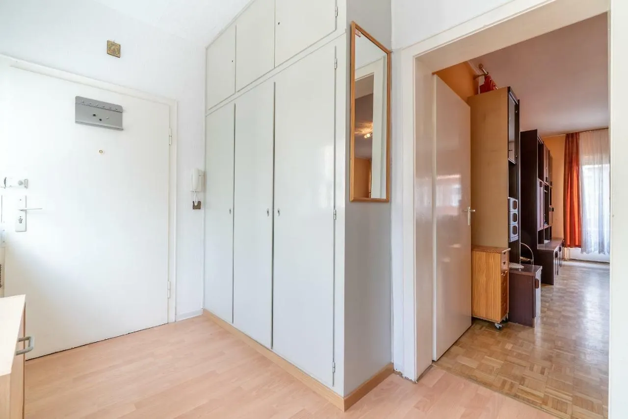 Id 4576 - Private Apartment Hannover